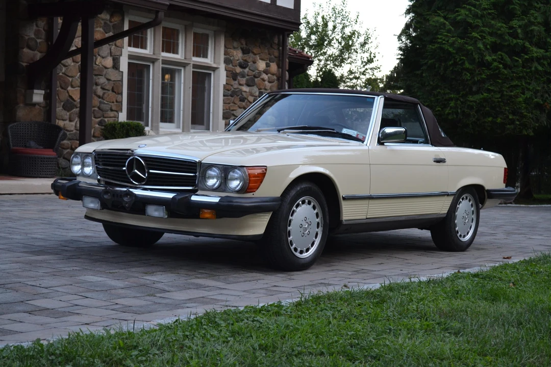 1987 Mercedes-Benz R107 SL-Class - Image 4 of 31