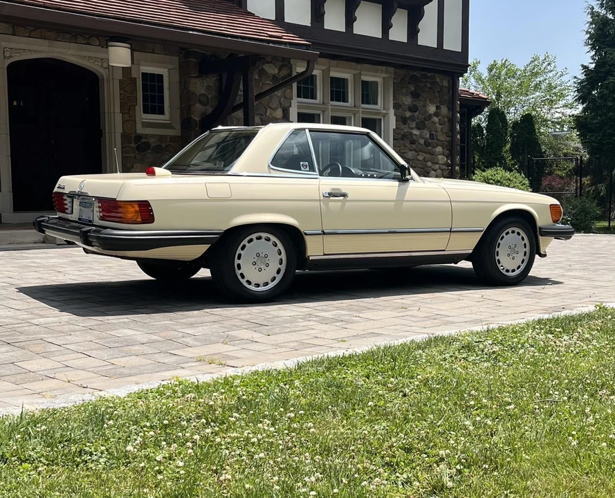 1987 Mercedes-Benz R107 SL-Class - Image 17 of 31