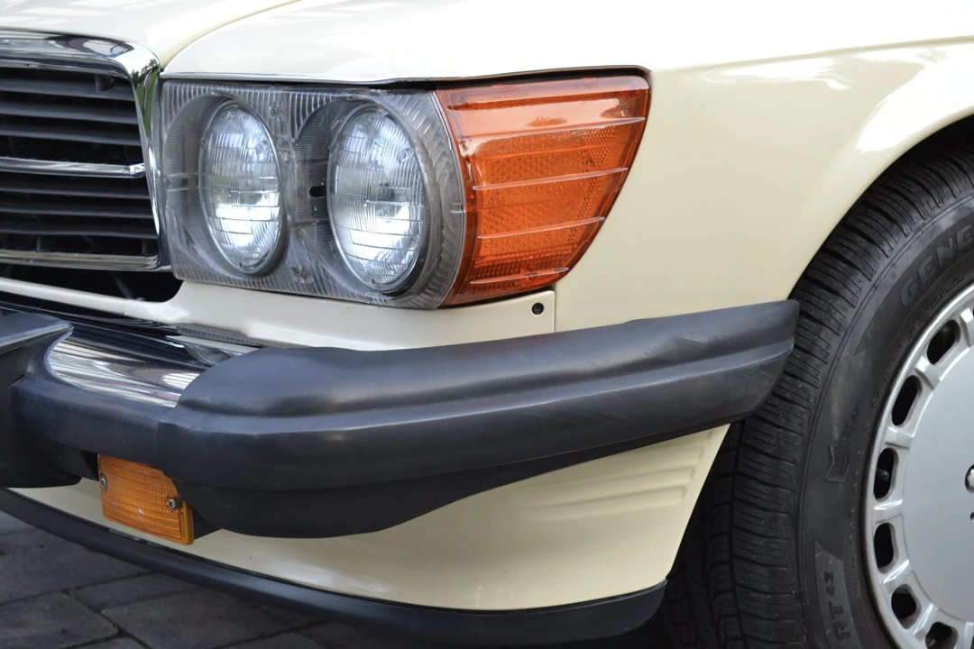 1987 Mercedes-Benz R107 SL-Class - Image 25 of 31