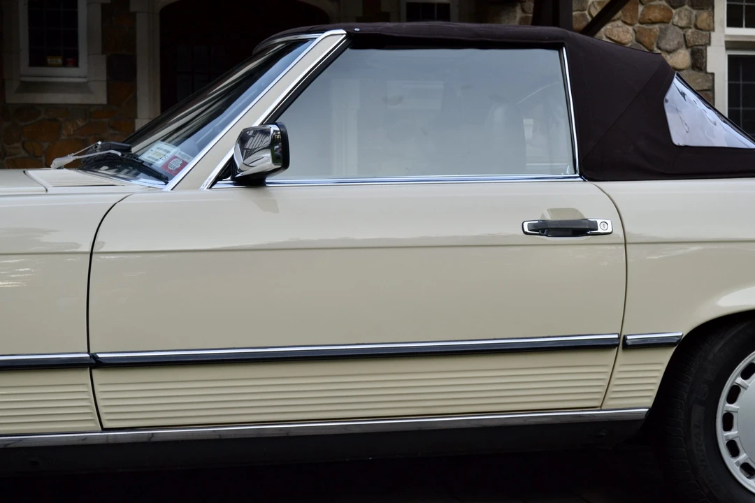 1987 Mercedes-Benz R107 SL-Class - Image 19 of 31
