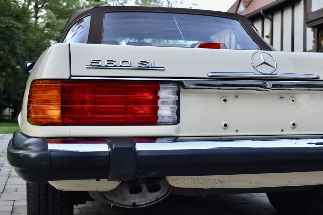 1987 Mercedes-Benz R107 SL-Class - Image 28 of 31