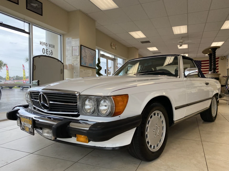 1987 Mercedes-Benz R107 SL-Class - Image 2 of 31