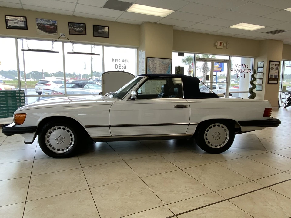 1987 Mercedes-Benz R107 SL-Class - Image 7 of 31