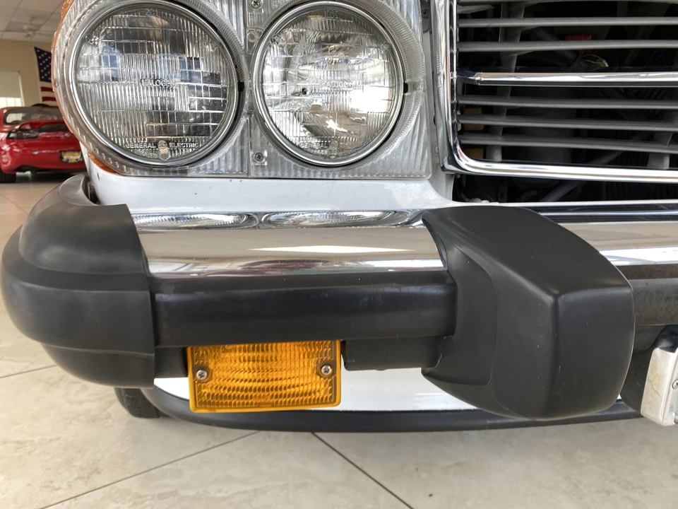 1987 Mercedes-Benz R107 SL-Class - Image 22 of 31
