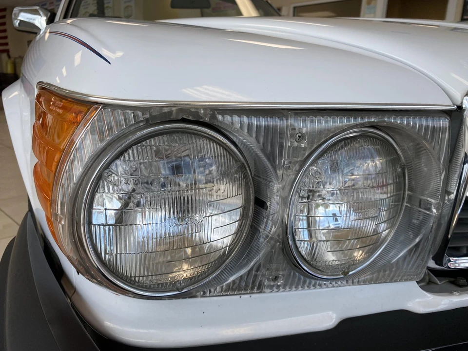 1987 Mercedes-Benz R107 SL-Class - Image 21 of 31