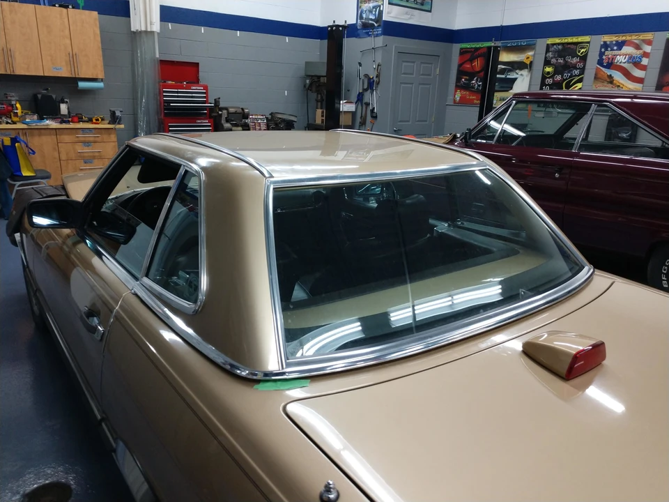 1987 Mercedes-Benz R107 SL-Class - Image 30 of 31