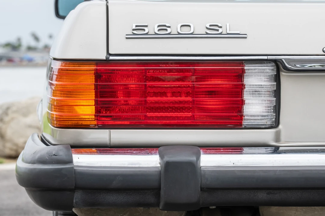 1987 Mercedes-Benz R107 SL-Class - Image 27 of 31