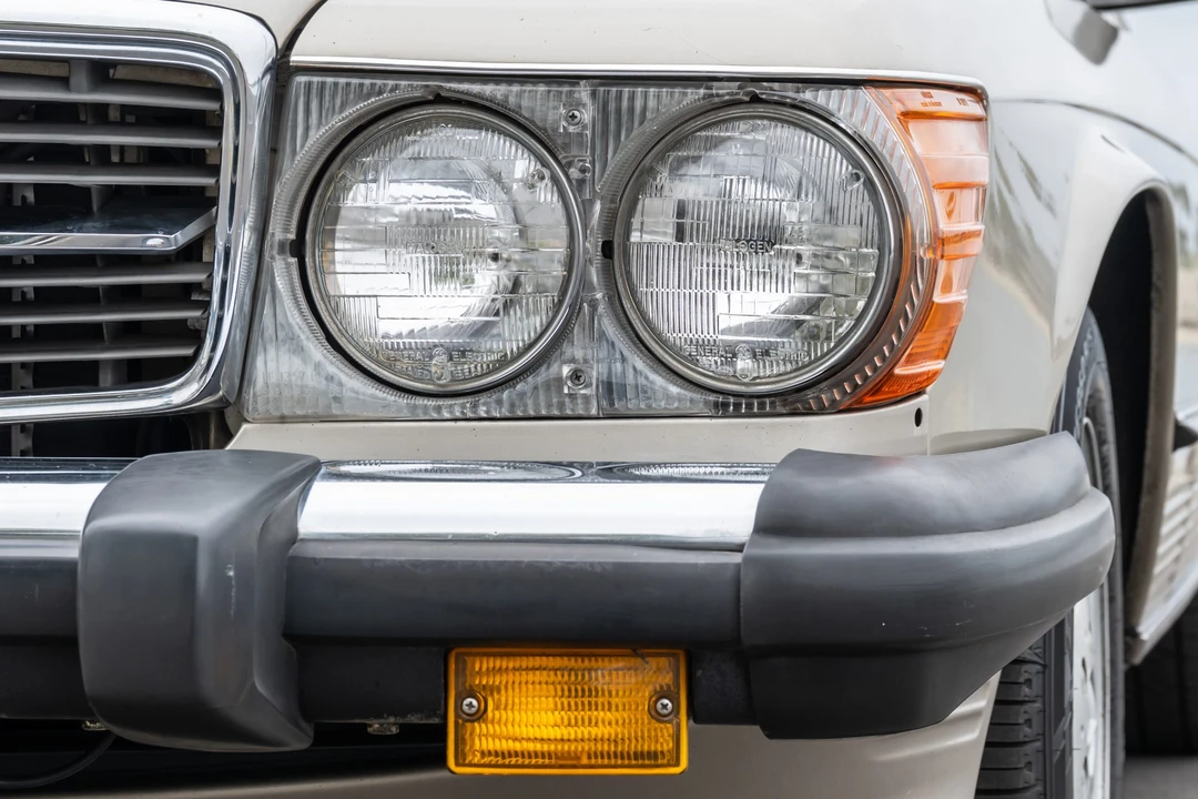 1987 Mercedes-Benz R107 SL-Class - Image 24 of 31