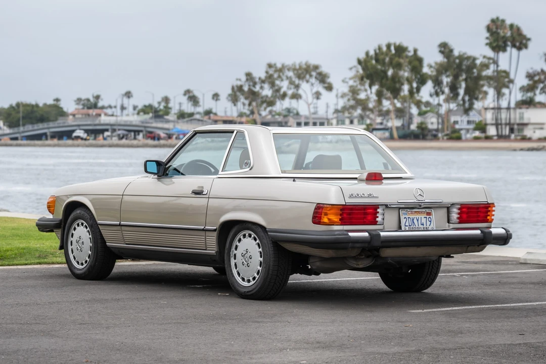 1987 Mercedes-Benz R107 SL-Class - Image 16 of 31