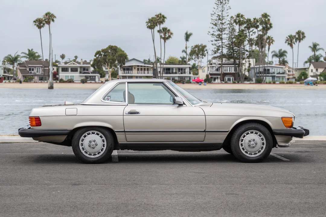 1987 Mercedes-Benz R107 SL-Class - Image 13 of 31
