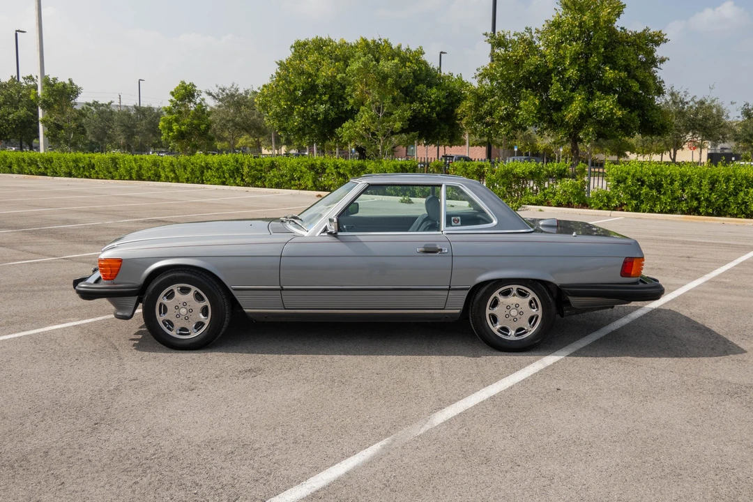 1987 Mercedes-Benz R107 SL-Class - Image 16 of 31