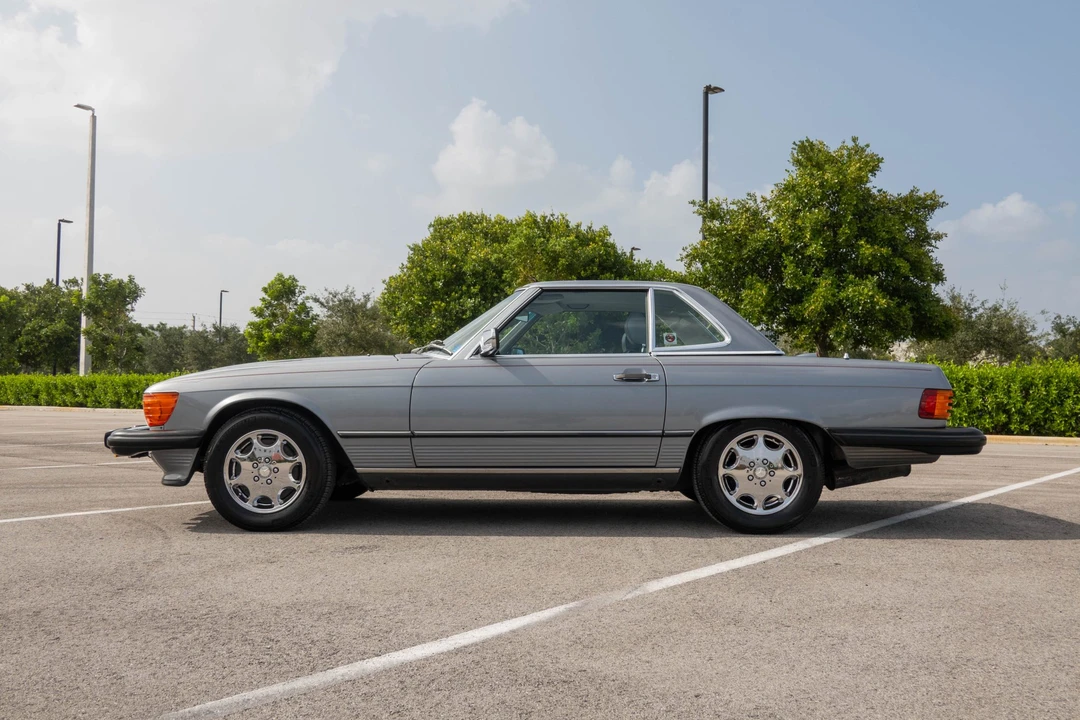 1987 Mercedes-Benz R107 SL-Class - Image 15 of 31