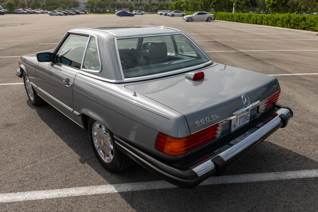 1987 Mercedes-Benz R107 SL-Class - Image 24 of 31