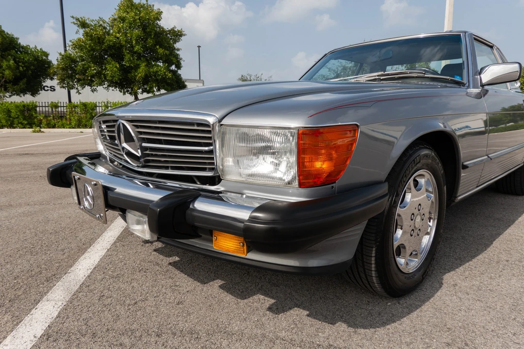 1987 Mercedes-Benz R107 SL-Class - Image 29 of 31