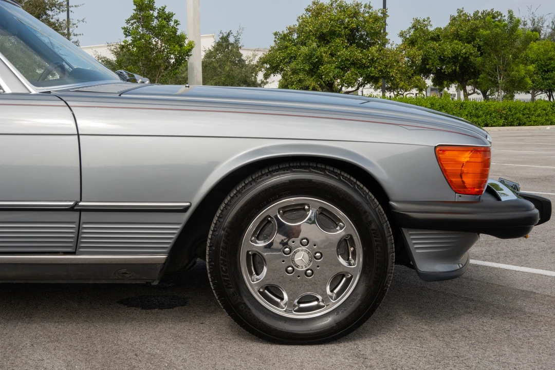 1987 Mercedes-Benz R107 SL-Class - Image 26 of 31