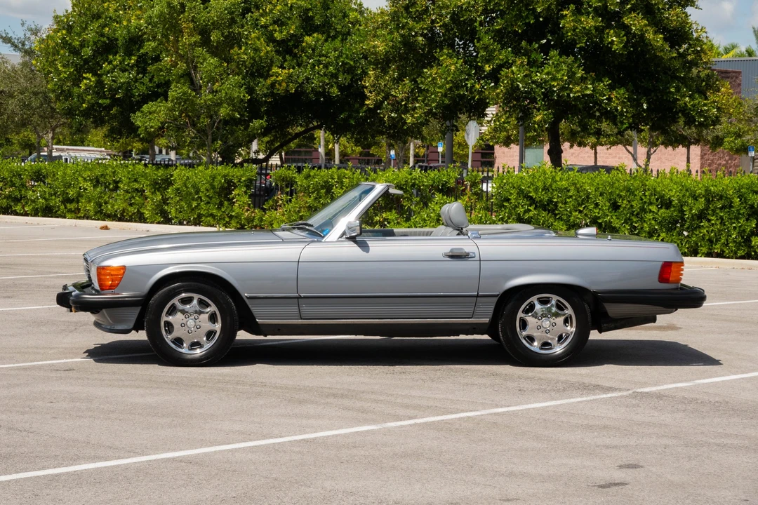1987 Mercedes-Benz R107 SL-Class - Image 8 of 31
