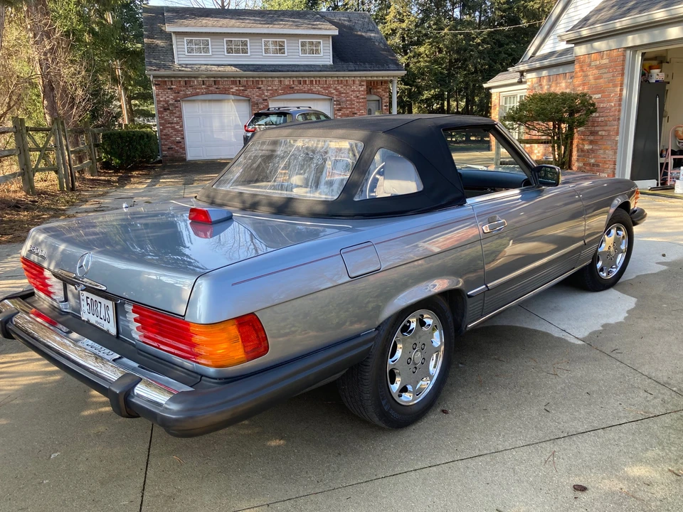1987 Mercedes-Benz R107 SL-Class - Image 24 of 31