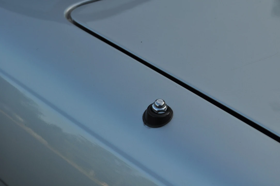 1987 Mercedes-Benz R107 SL-Class - Image 25 of 31