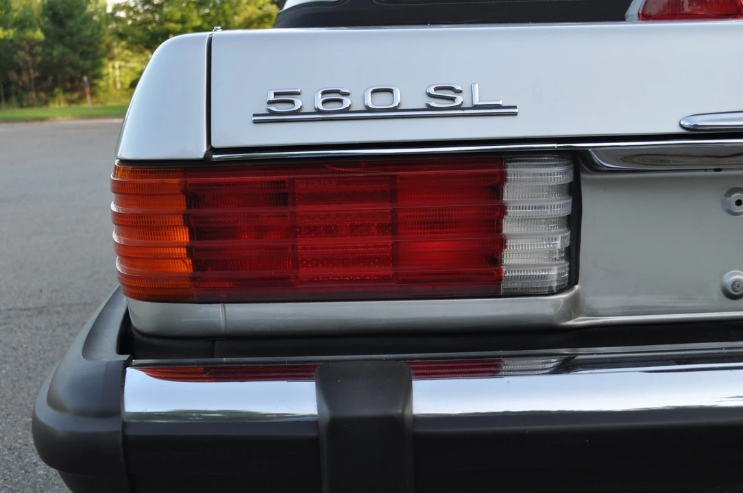 1987 Mercedes-Benz R107 SL-Class - Image 20 of 31