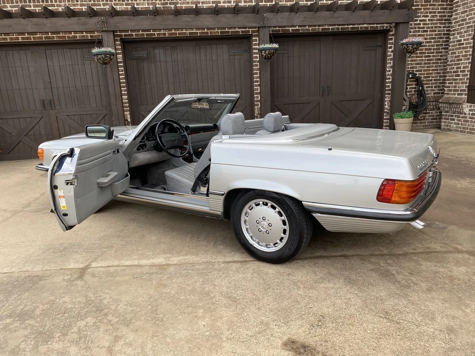 1987 Mercedes-Benz R107 SL-Class - Image 30 of 31