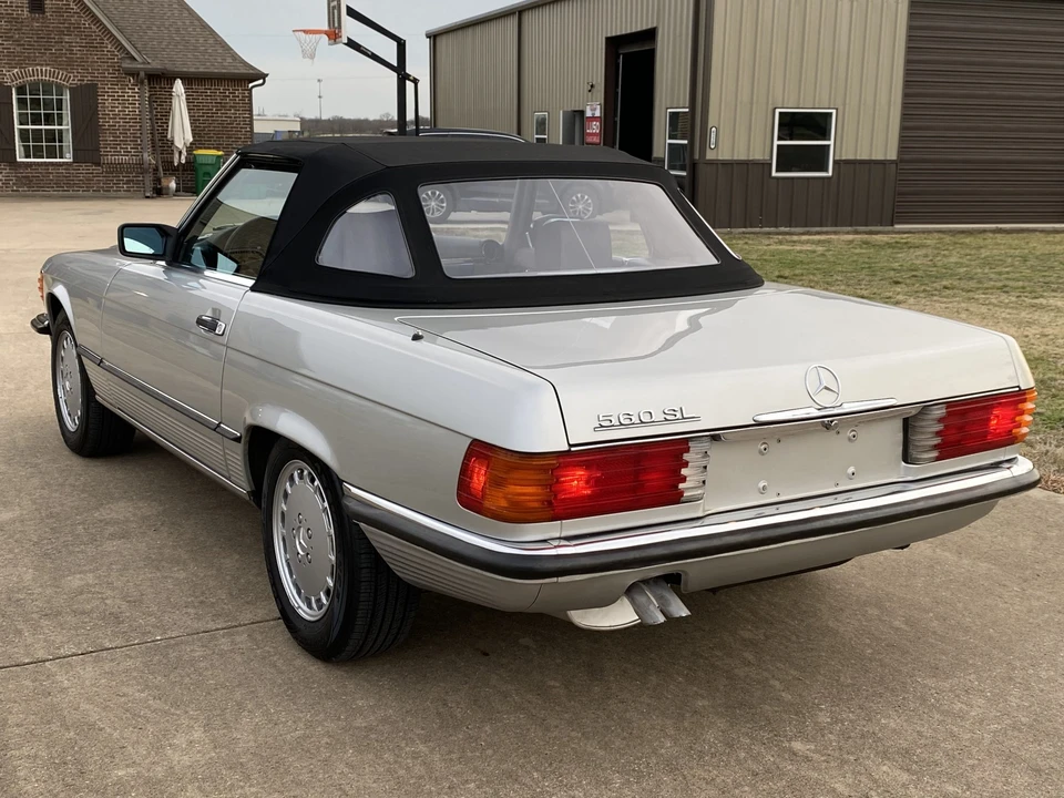 1987 Mercedes-Benz R107 SL-Class - Image 18 of 31