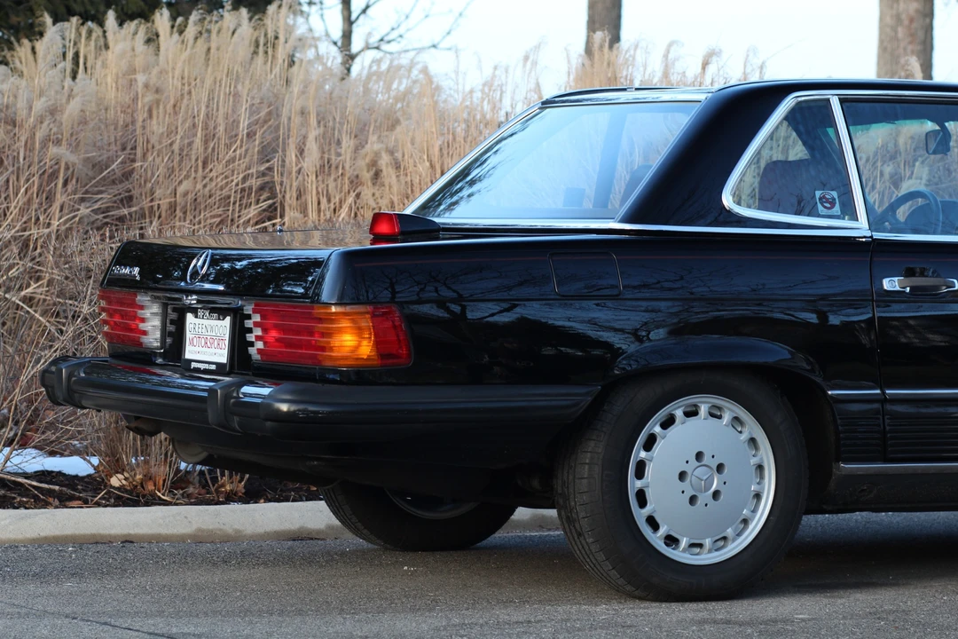 1987 Mercedes-Benz R107 SL-Class - Image 17 of 31
