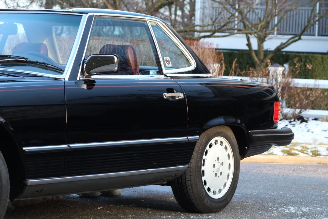 1987 Mercedes-Benz R107 SL-Class - Image 18 of 31