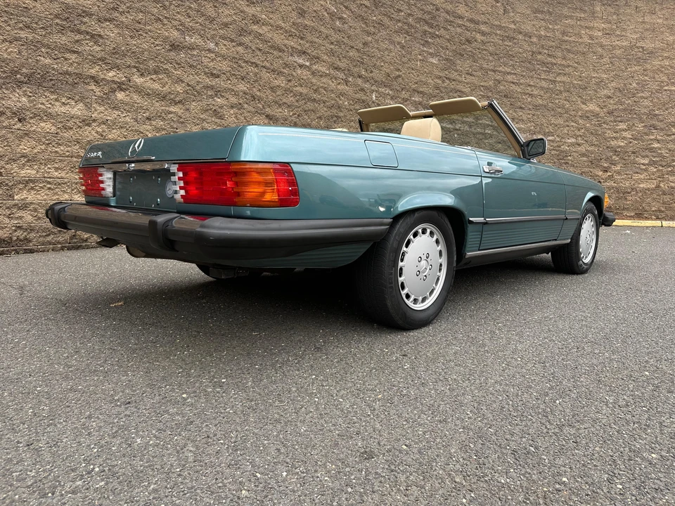 1987 Mercedes-Benz R107 SL-Class - Image 18 of 31