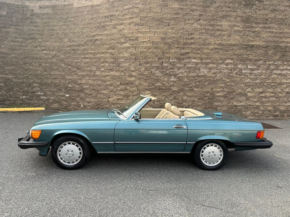 1987 Mercedes-Benz R107 SL-Class - Image 11 of 31