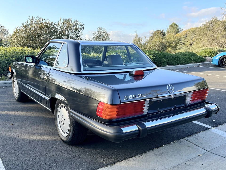 1987 Mercedes-Benz R107 SL-Class - Image 16 of 31
