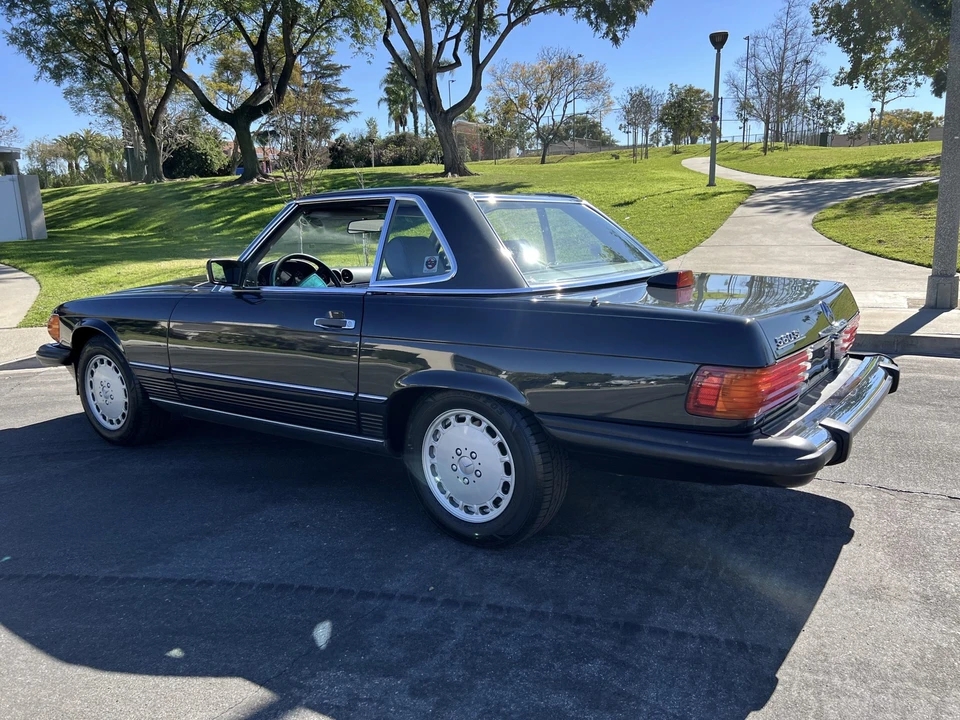 1987 Mercedes-Benz R107 SL-Class - Image 13 of 31
