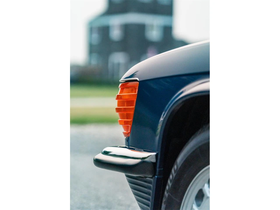1987 Mercedes-Benz R107 SL-Class - Image 16 of 31