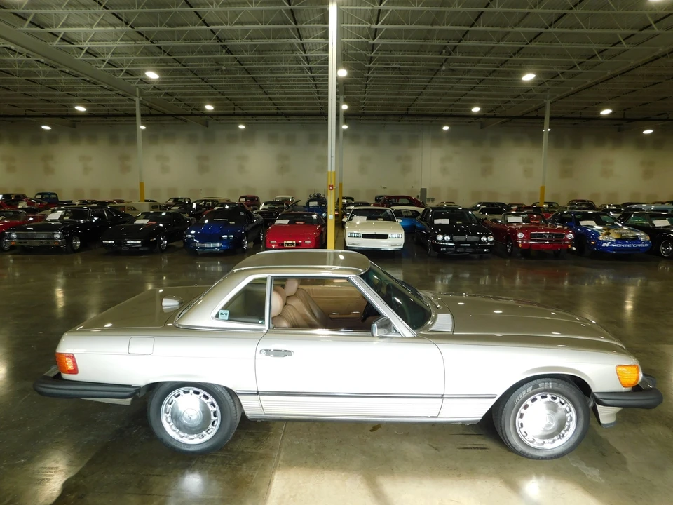 1987 Mercedes-Benz R107 SL-Class - Image 30 of 31