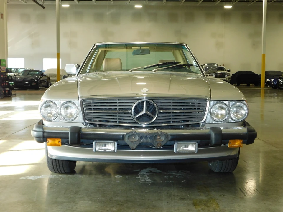 1987 Mercedes-Benz R107 SL-Class - Image 4 of 31