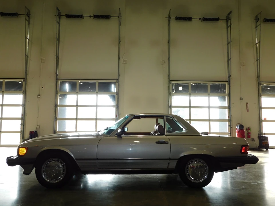 1987 Mercedes-Benz R107 SL-Class - Image 7 of 31