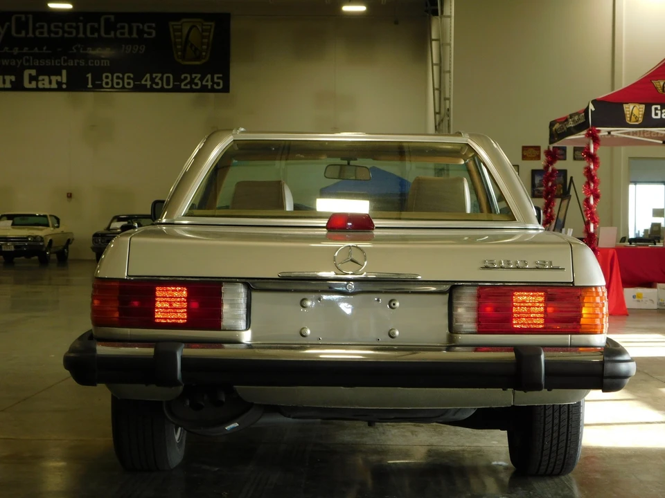 1987 Mercedes-Benz R107 SL-Class - Image 9 of 31