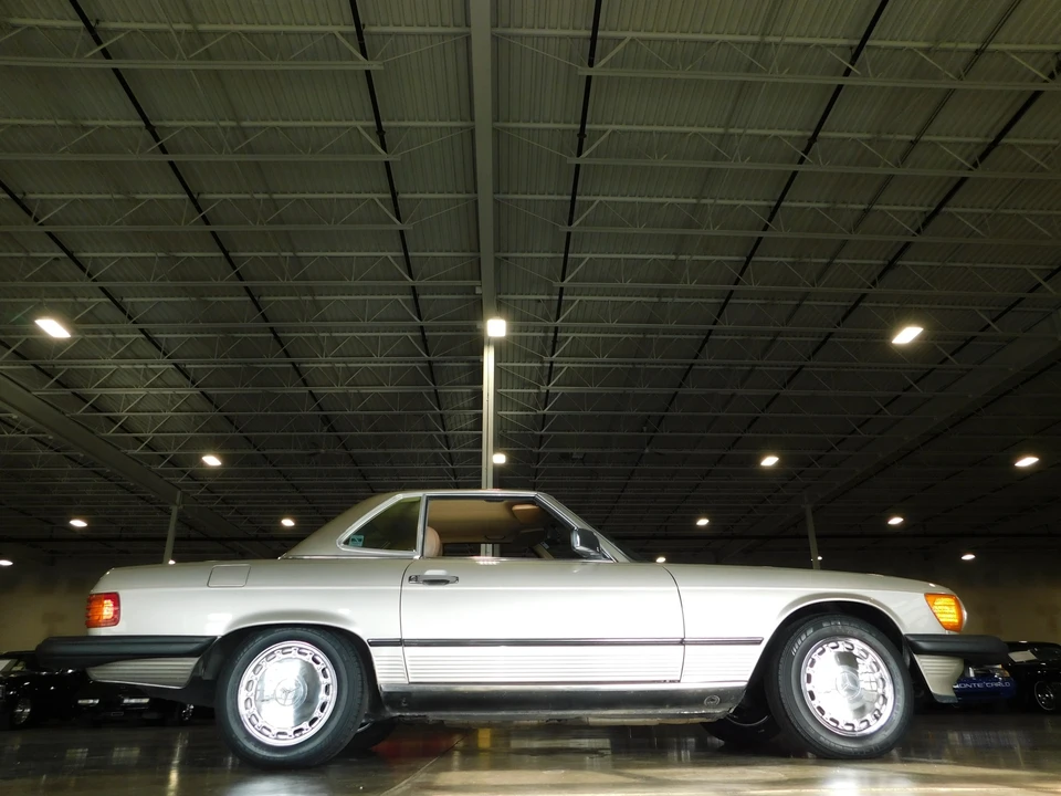 1987 Mercedes-Benz R107 SL-Class - Image 22 of 31