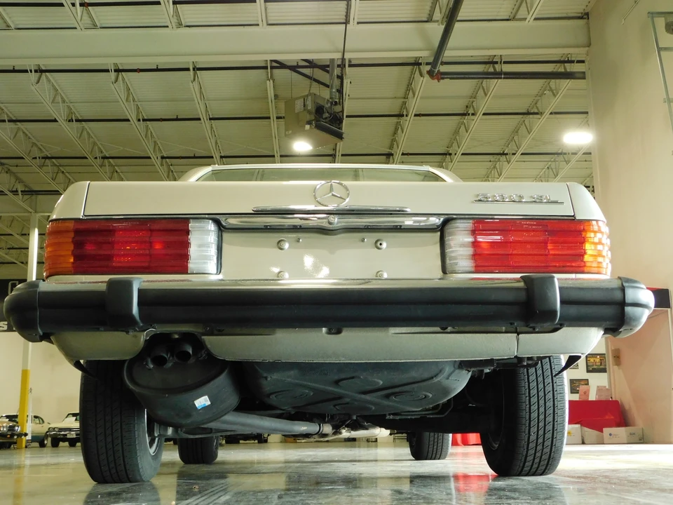 1987 Mercedes-Benz R107 SL-Class - Image 20 of 31