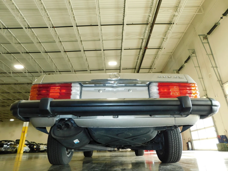 1987 Mercedes-Benz R107 SL-Class - Image 19 of 31