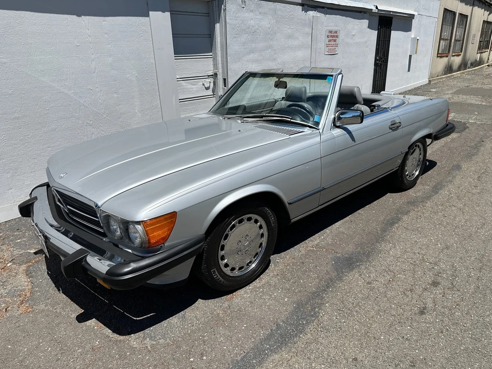 1987 Mercedes-Benz R107 SL-Class - Image 2 of 31