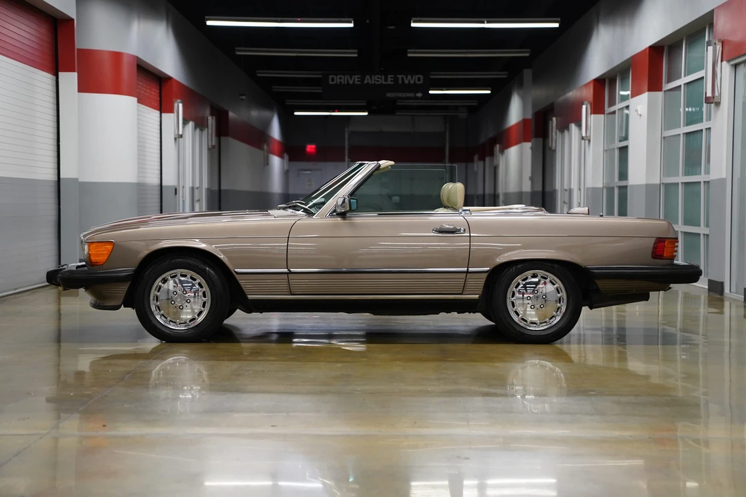 1987 Mercedes-Benz R107 SL-Class - Image 9 of 31