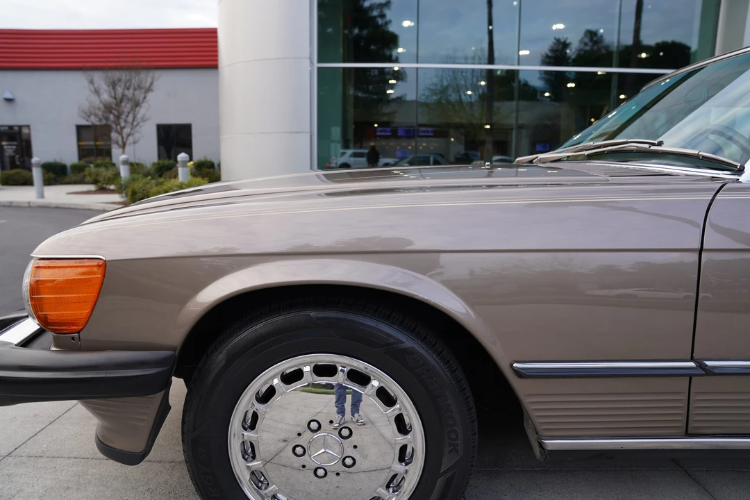 1987 Mercedes-Benz R107 SL-Class - Image 29 of 31