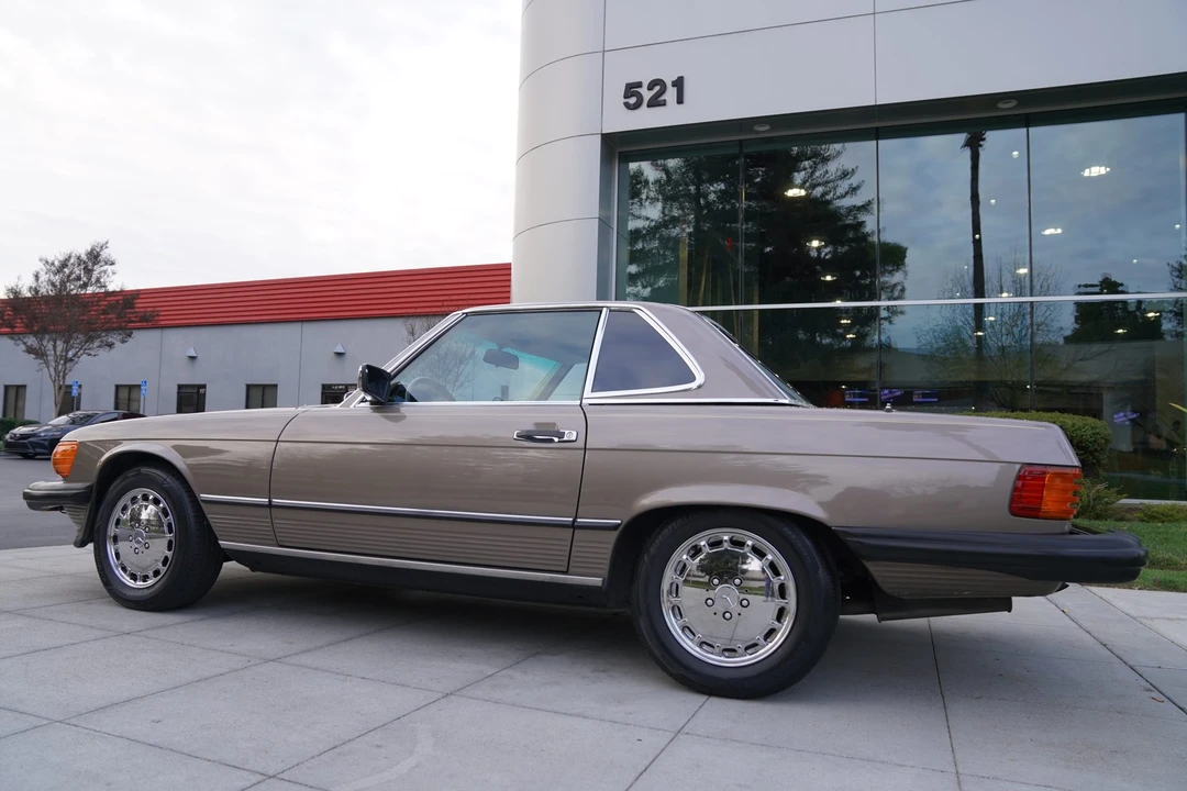 1987 Mercedes-Benz R107 SL-Class - Image 25 of 31