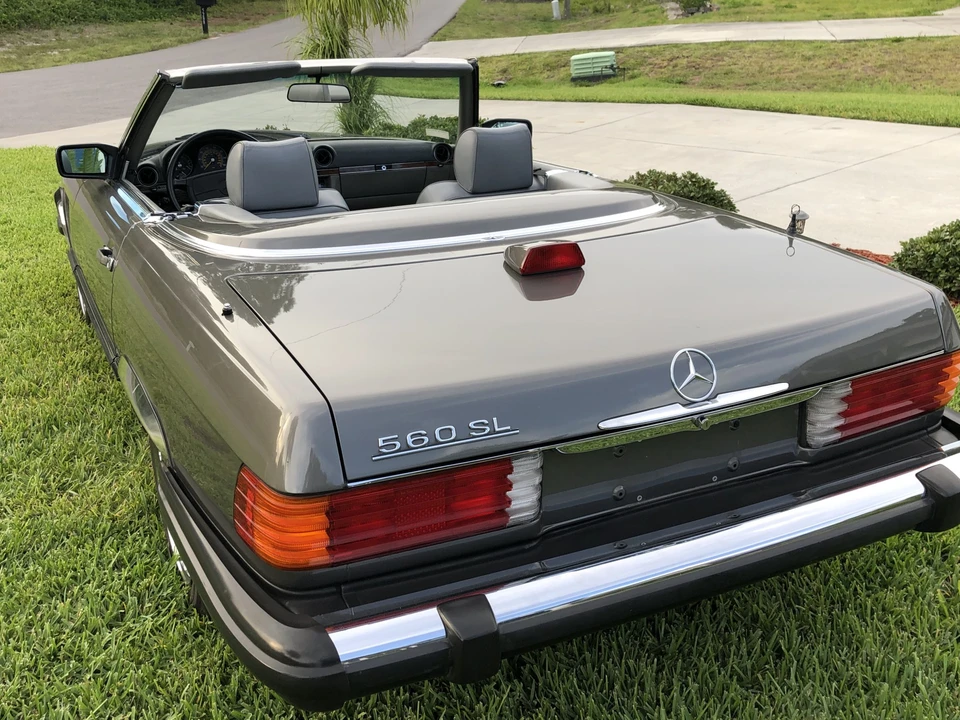 1987 Mercedes-Benz R107 SL-Class - Image 4 of 31