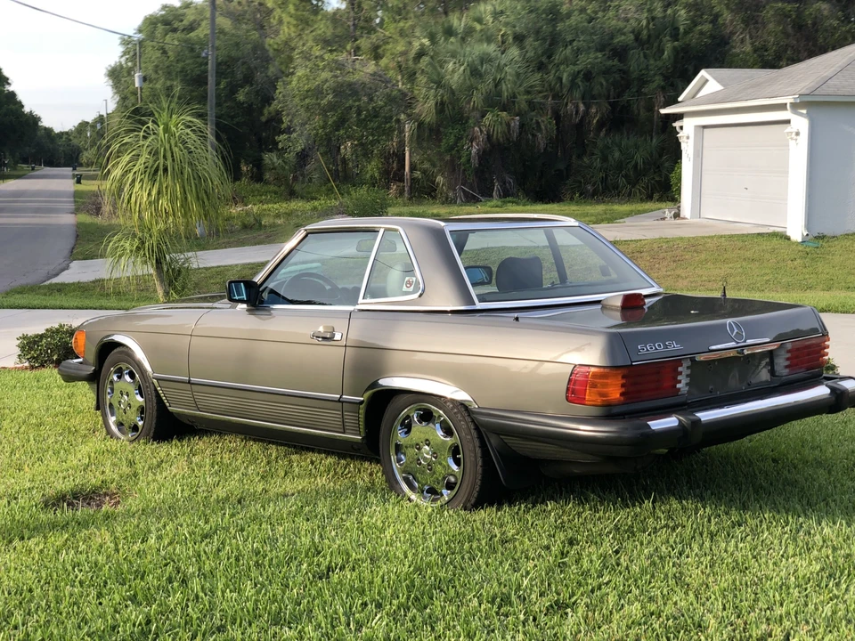 1987 Mercedes-Benz R107 SL-Class - Image 16 of 31