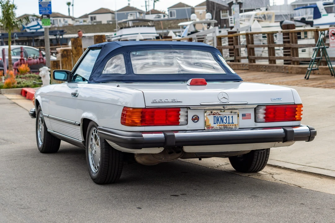 1987 Mercedes-Benz R107 SL-Class - Image 16 of 31