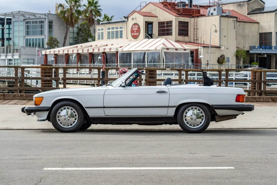 1987 Mercedes-Benz R107 SL-Class - Image 9 of 31