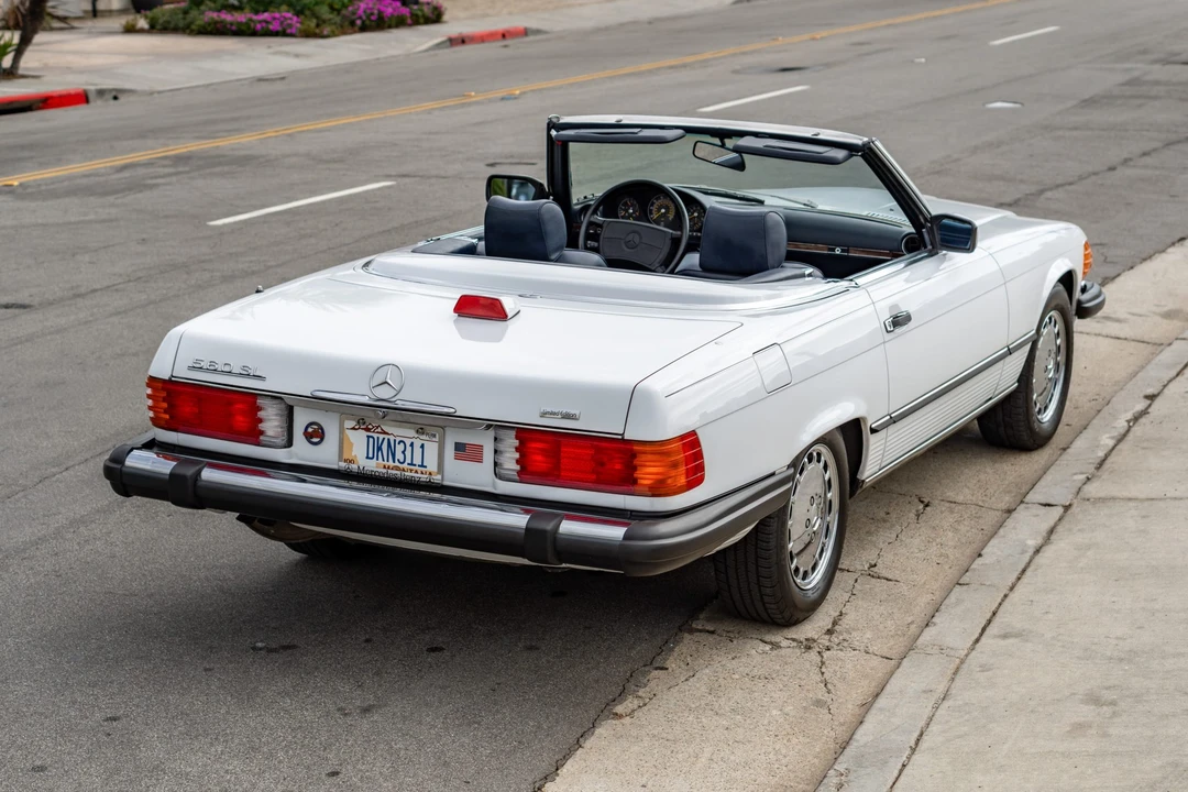 1987 Mercedes-Benz R107 SL-Class - Image 29 of 31