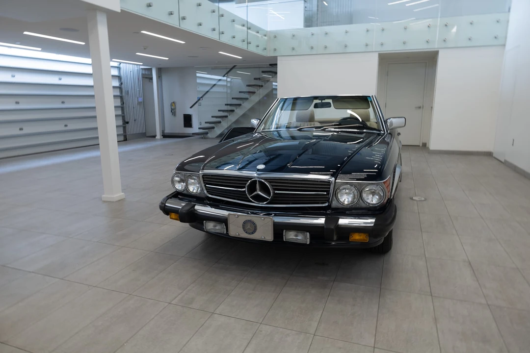 1987 Mercedes-Benz R107 SL-Class - Image 2 of 31