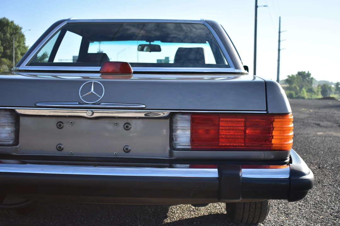 1987 Mercedes-Benz R107 SL-Class - Image 29 of 31